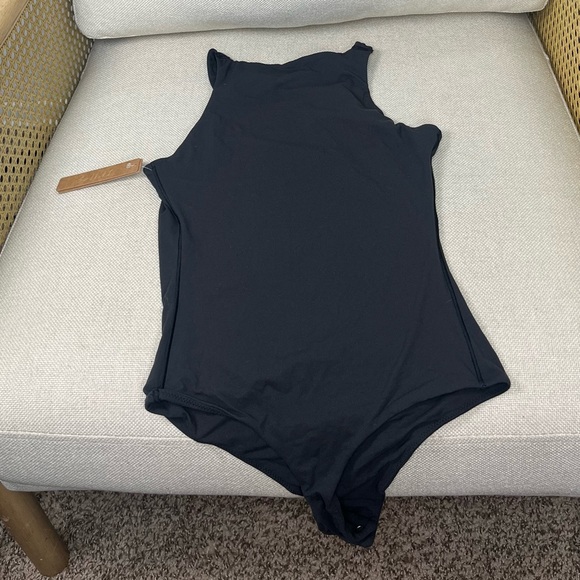 NWT Skims Fits Everybody High Neck Thong Bodysuit - Picture 3 of 5
